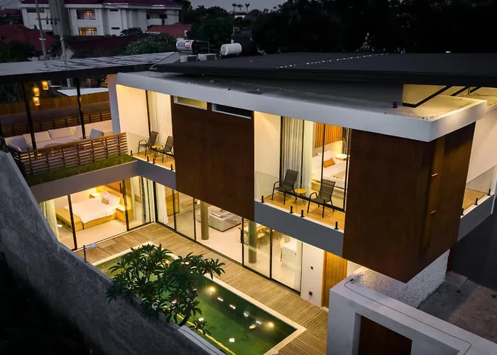 Villa Elena By Maheswara